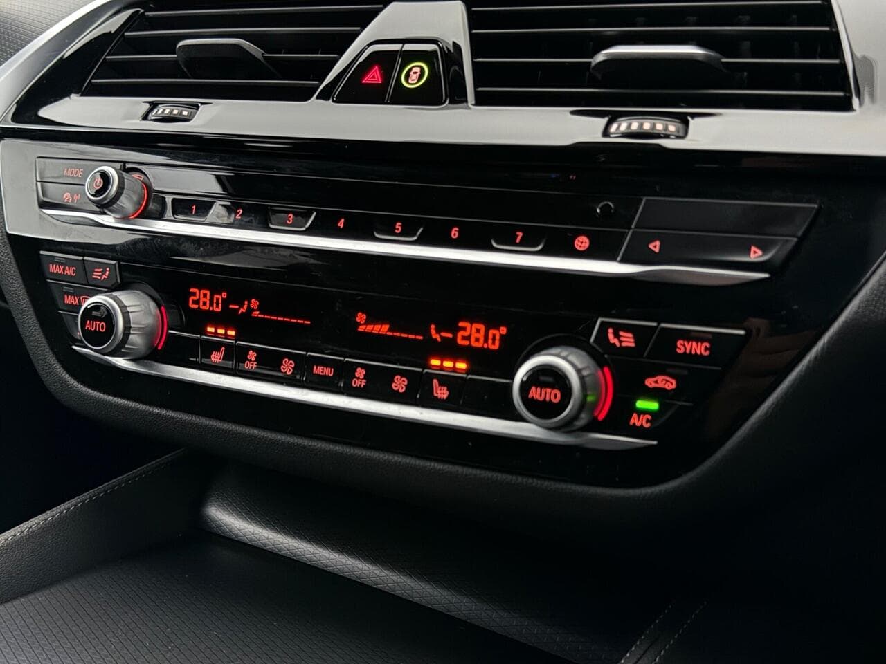 BMW 5 Series thumbnail Infotainment System
