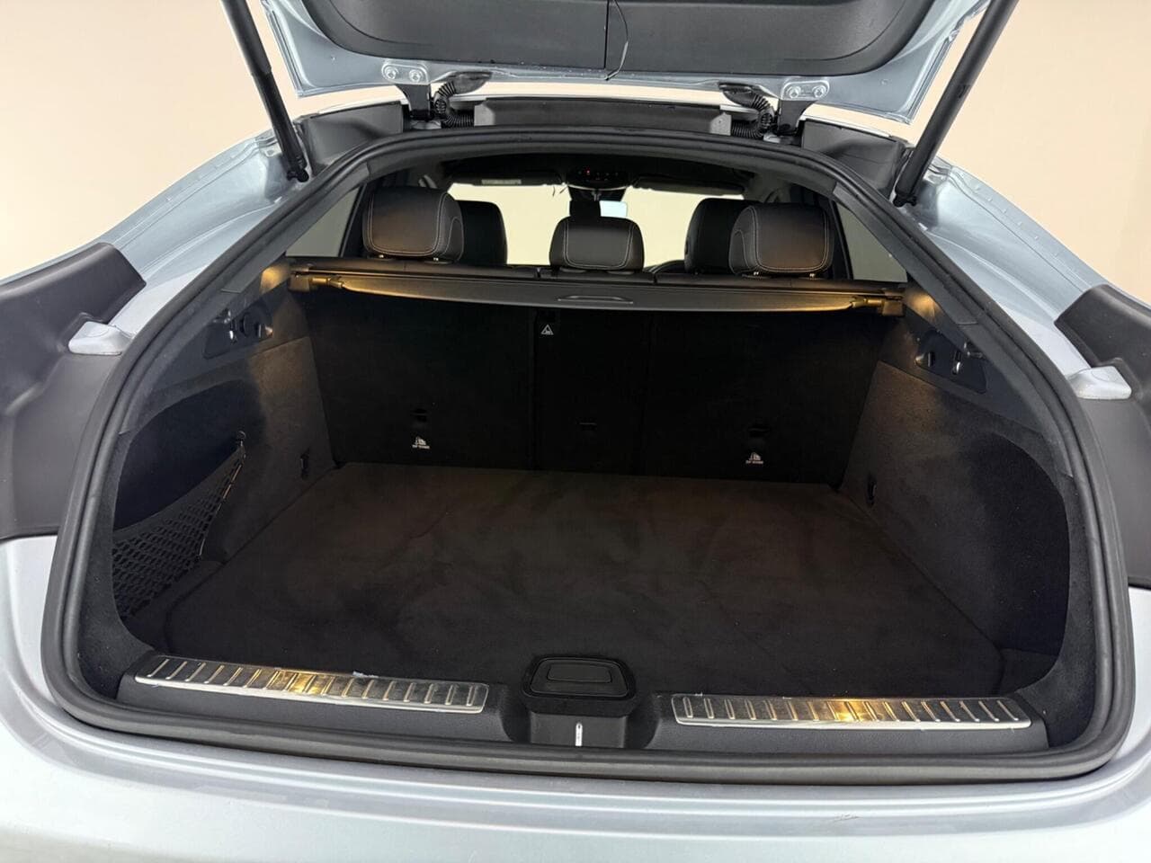 Mercedes-Benz GLC thumbnail Boot