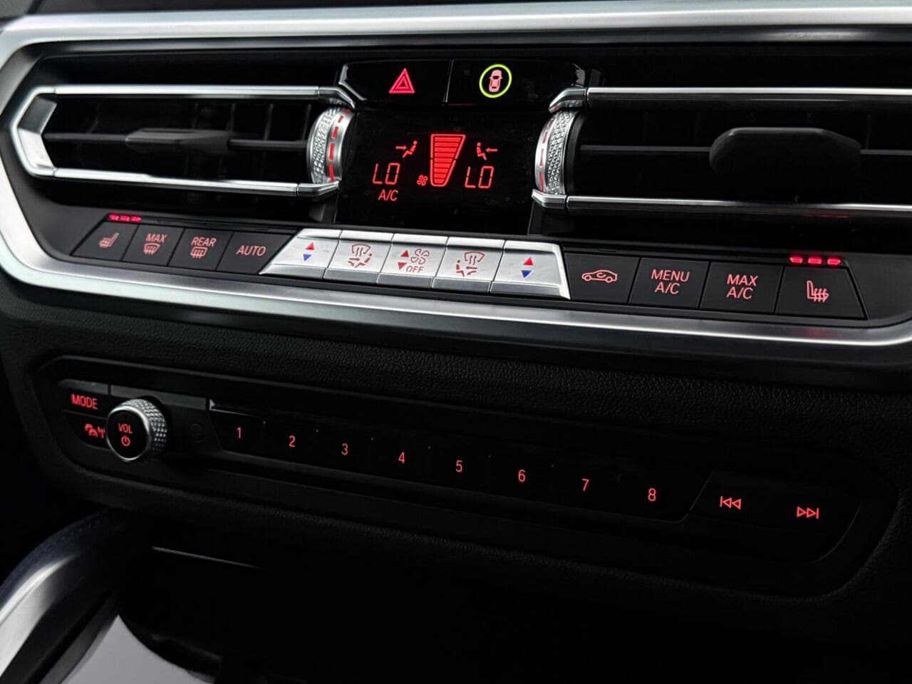 BMW 2 Series thumbnail Infotainment System