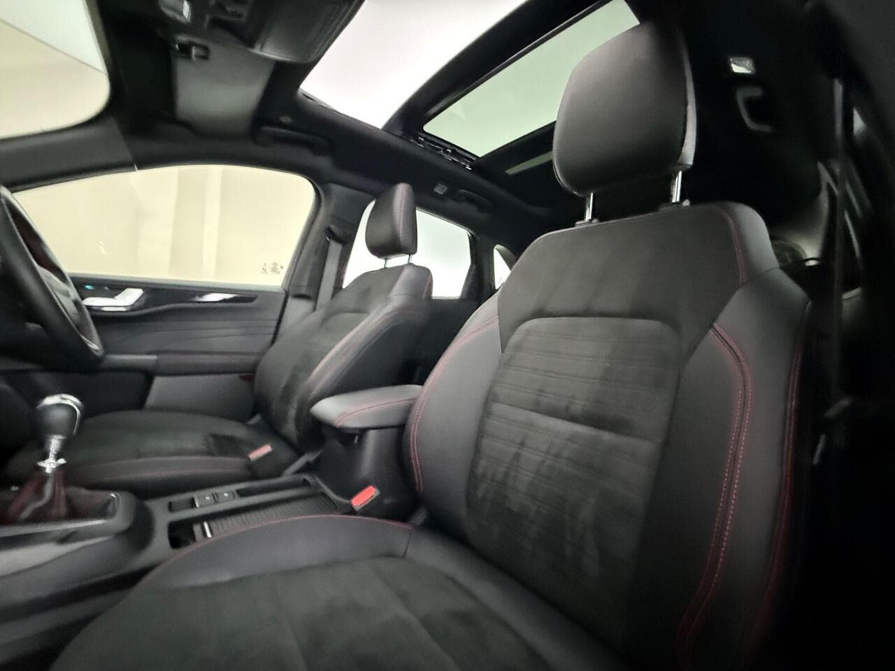 Ford Kuga thumbnail Seat Front Passenger