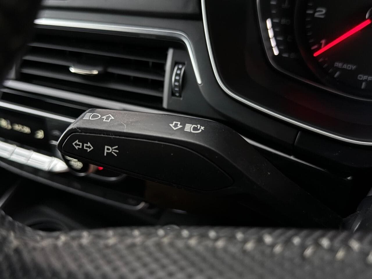 Audi A4 thumbnail Misc Controls