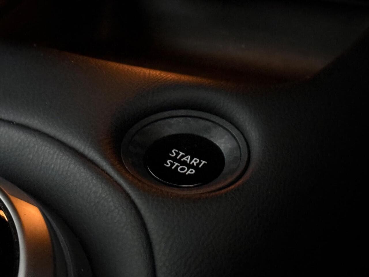 Nissan Juke thumbnail Misc Controls