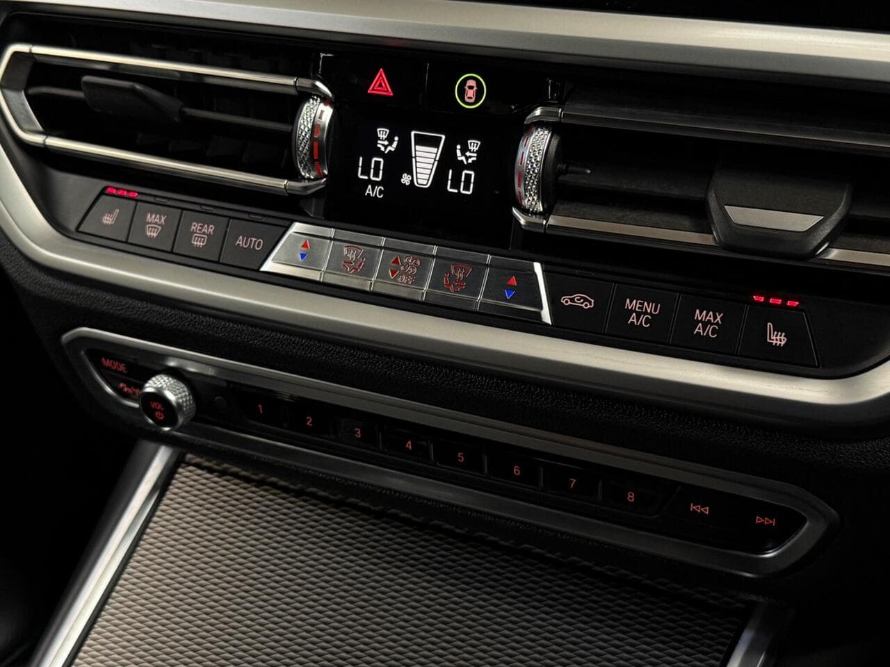 BMW 3 Series thumbnail Interior Front
