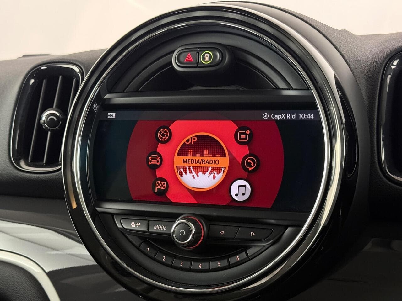 MINI Countryman thumbnail Inconclusive