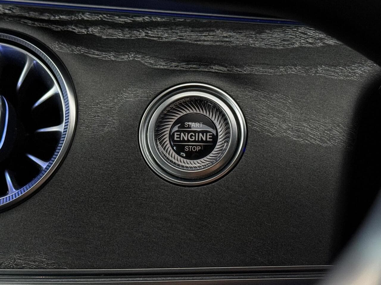Mercedes-Benz CLS thumbnail Misc Controls