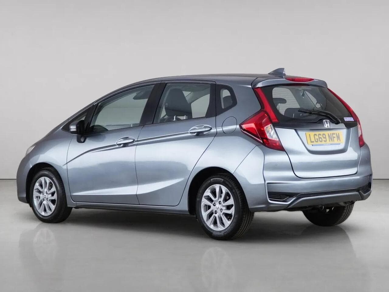 Honda Jazz thumbnail Rear Left