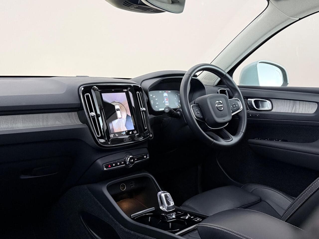 Volvo XC40 thumbnail Interior Front