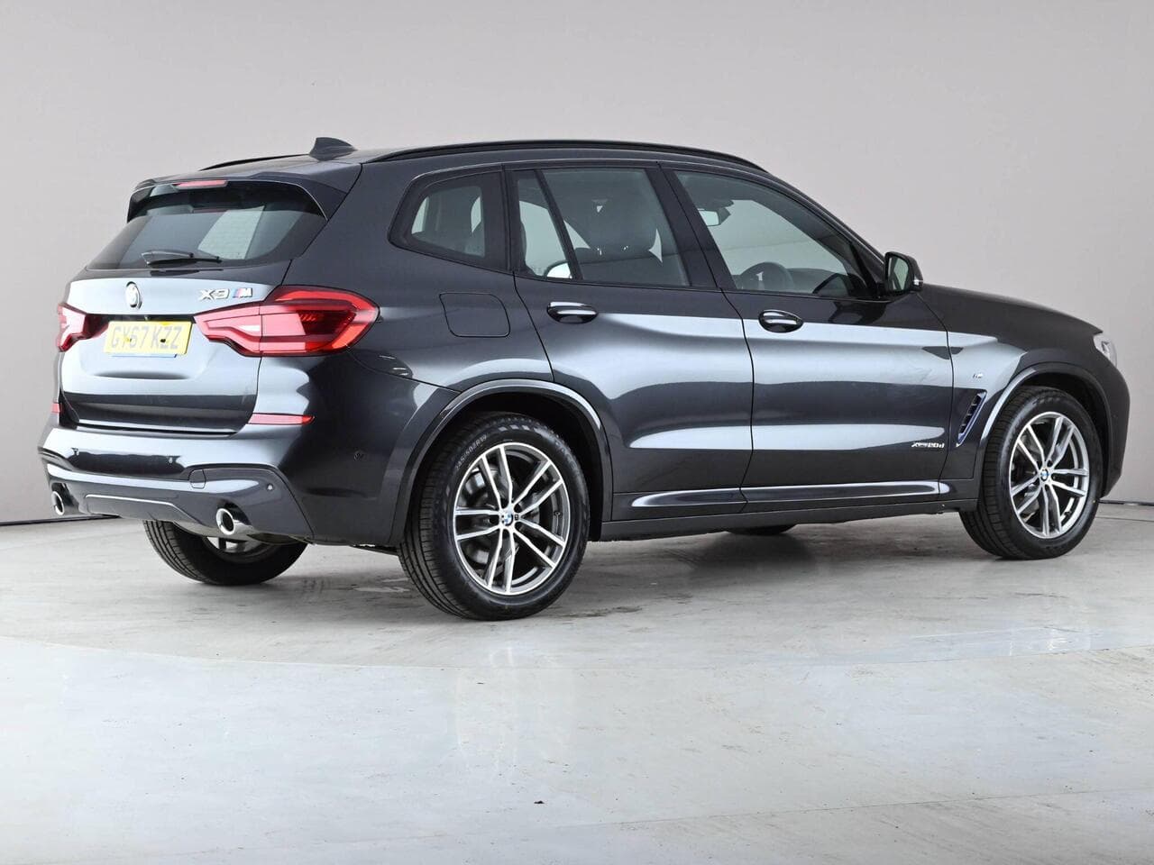 BMW X3 thumbnail Front Right