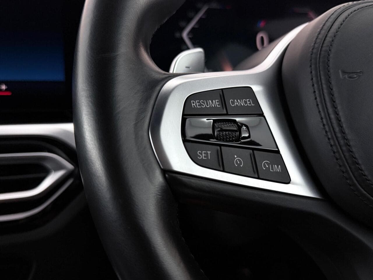 BMW 2 Series thumbnail Misc Controls