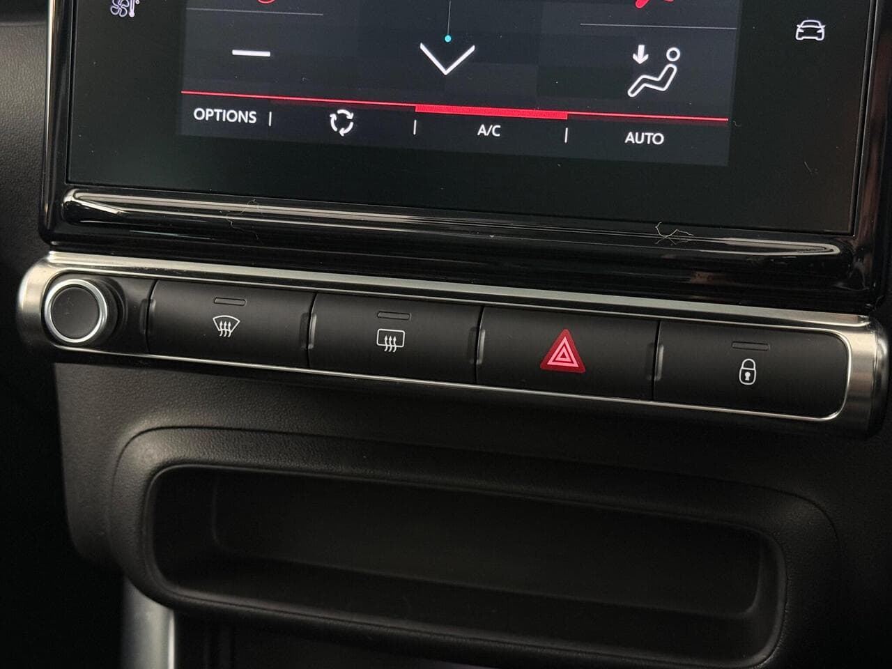 Citroen C3 Aircross thumbnail Infotainment System