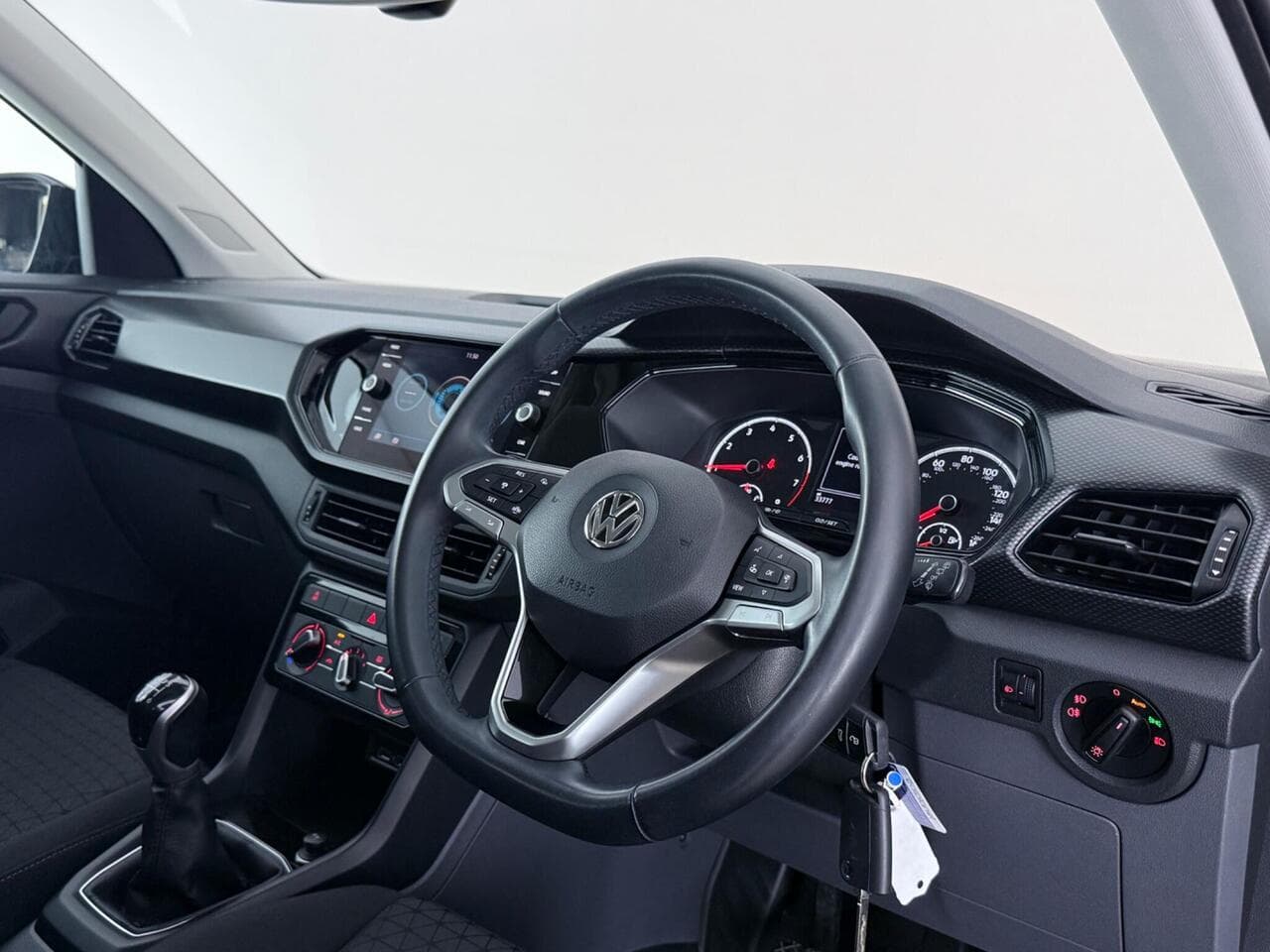 Volkswagen T-Cross thumbnail Interior Front