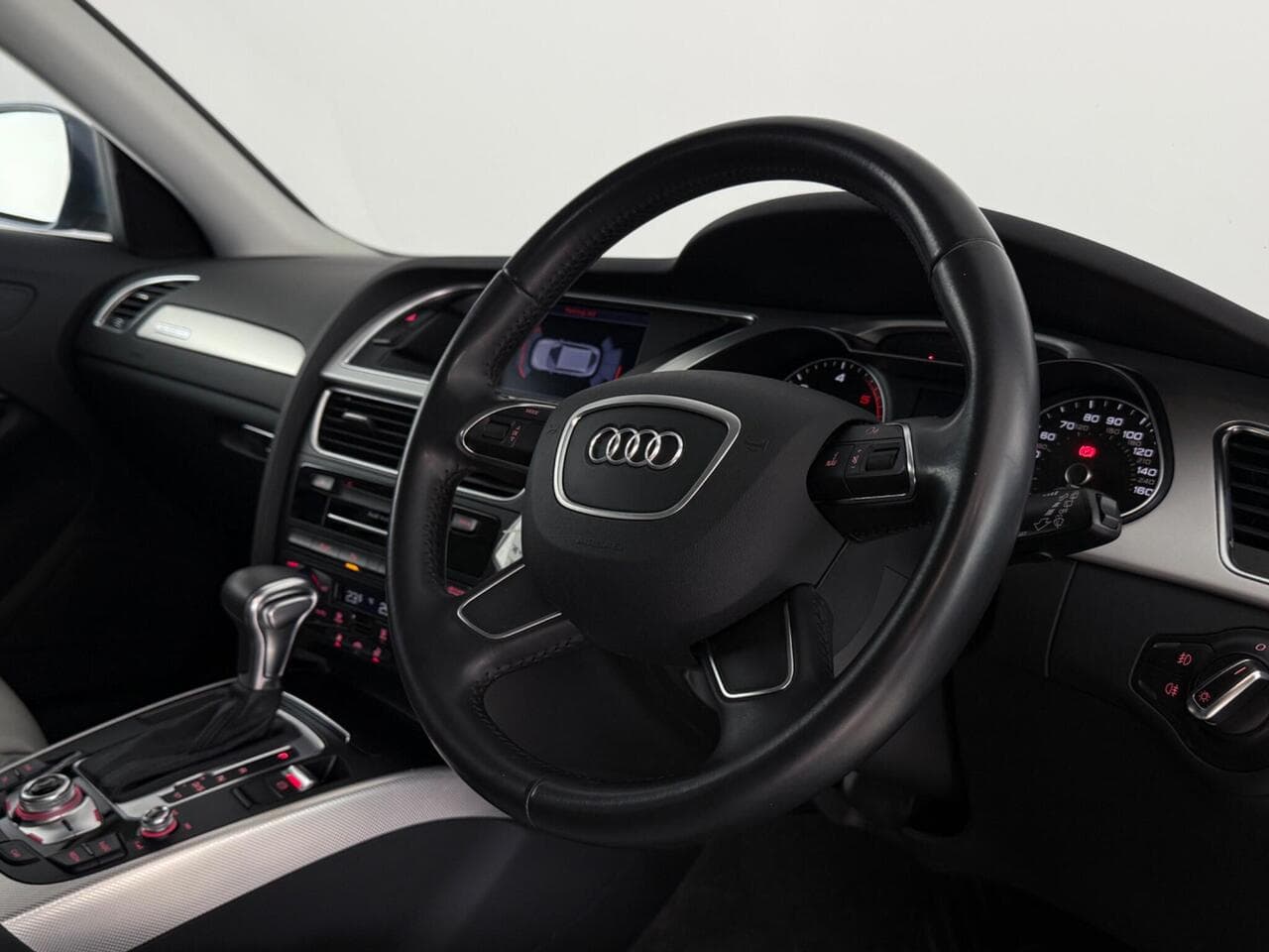 Audi A4 Allroad thumbnail Interior Front