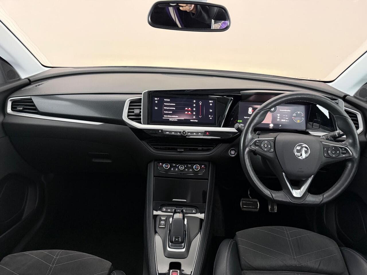 Vauxhall Grandland thumbnail Interior Front