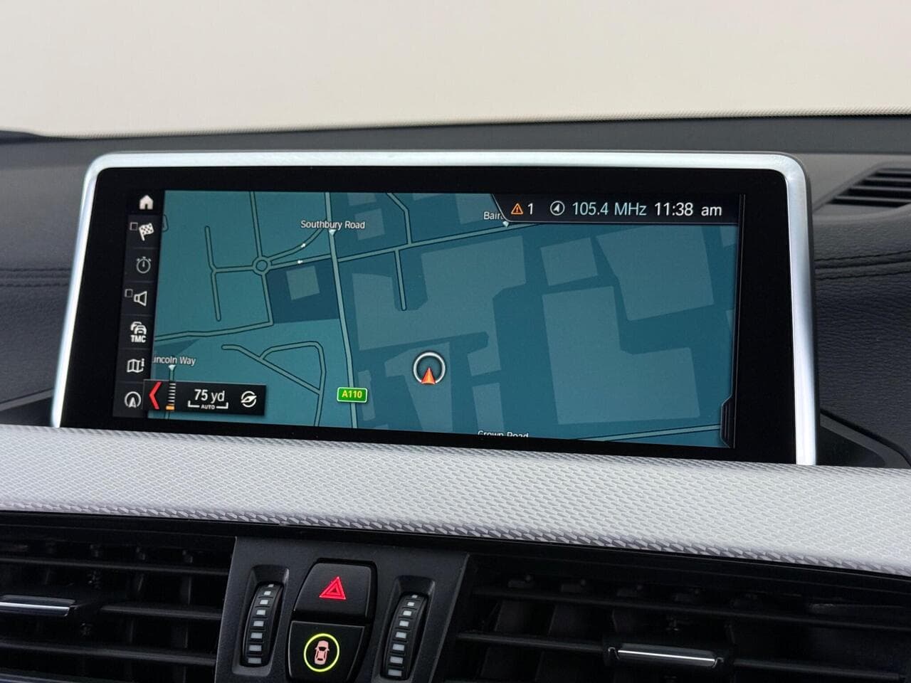 BMW X2 thumbnail Infotainment System