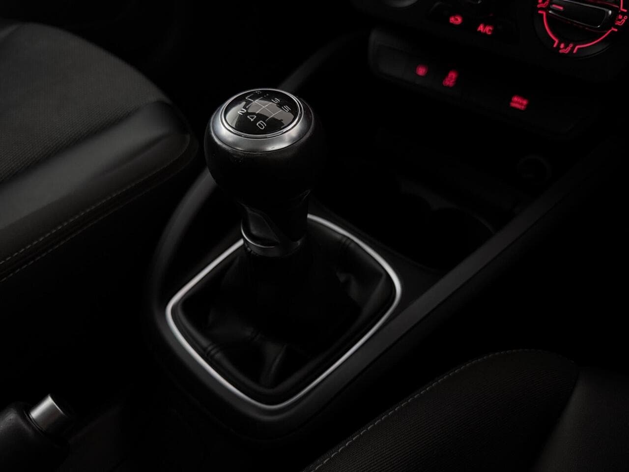 Audi A1 thumbnail Interior Front