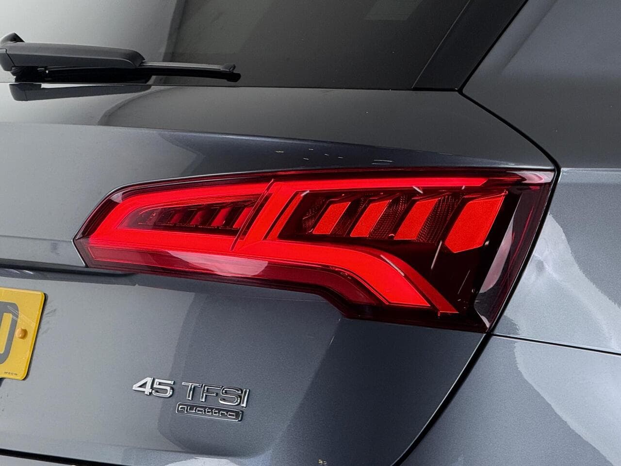 Audi Q5 thumbnail Lights Rear