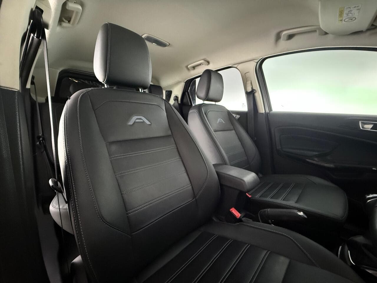 Ford EcoSport thumbnail Seat Driver