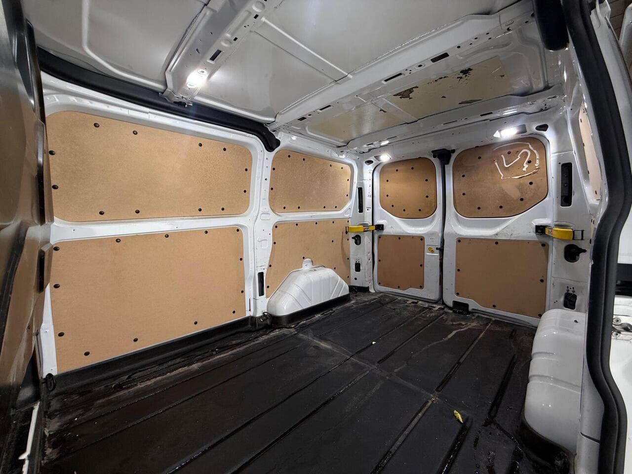 Ford Transit Custom thumbnail Cargo Space