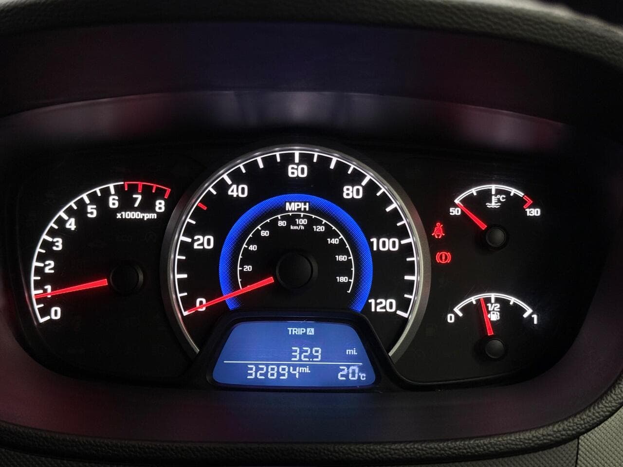 Hyundai i10 thumbnail Driver Instruments