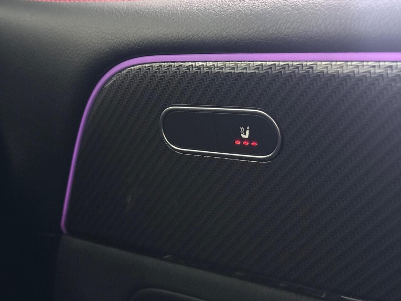 Mercedes-Benz GLB thumbnail Misc Controls