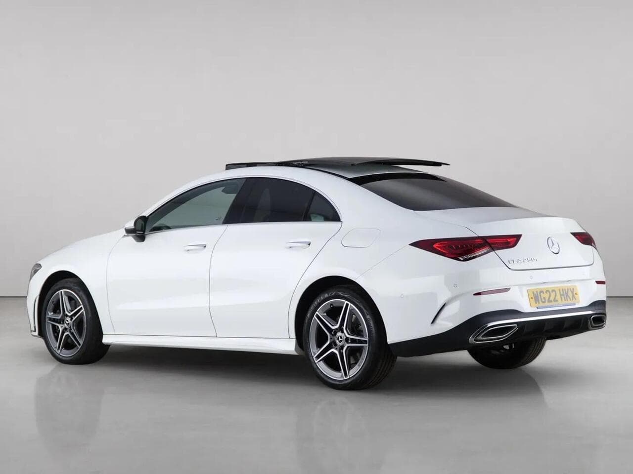 Mercedes-Benz CLA thumbnail Rear Left