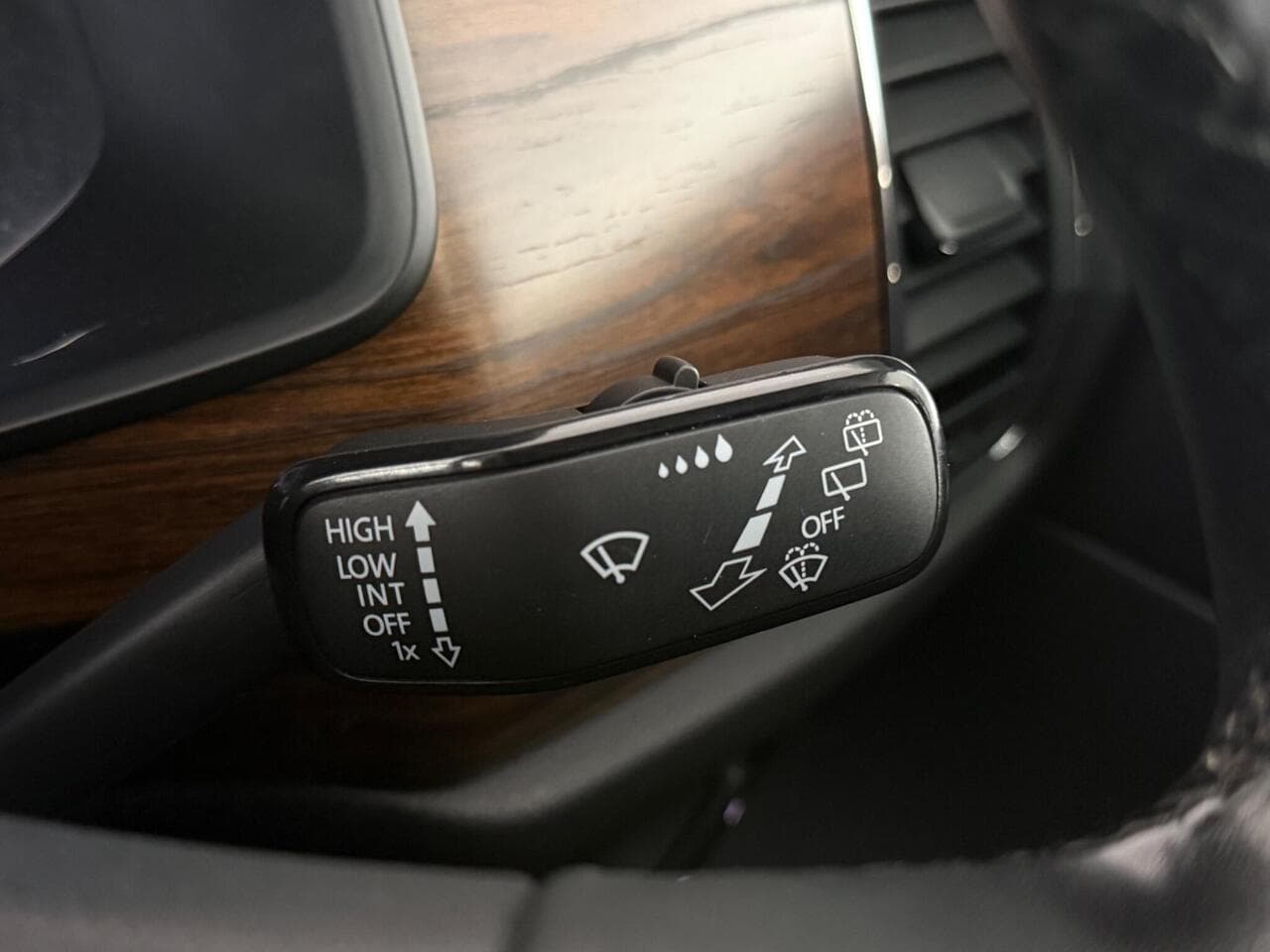 Skoda Kodiaq thumbnail Misc Controls