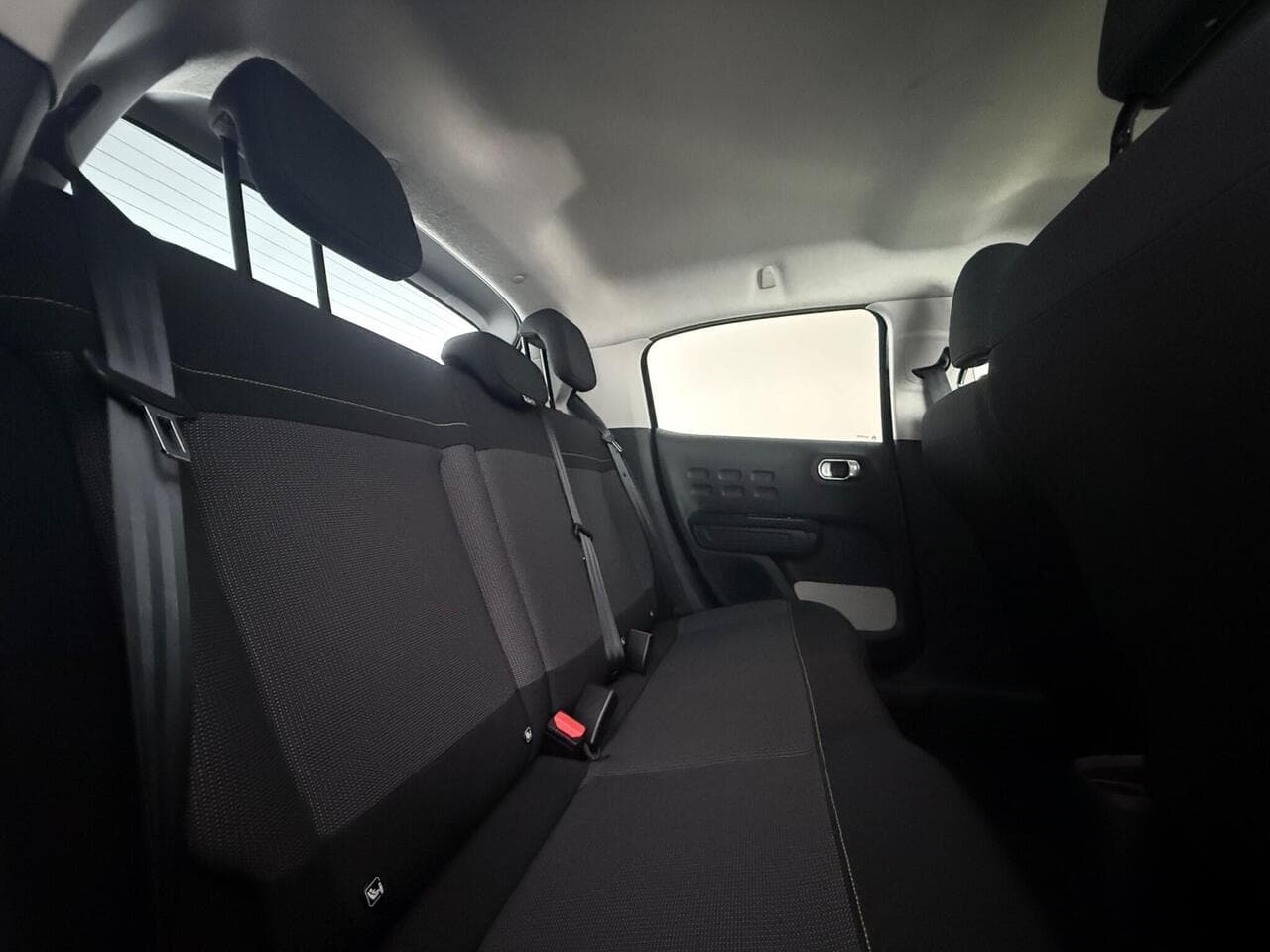 Citroen C3 thumbnail Seats Rear