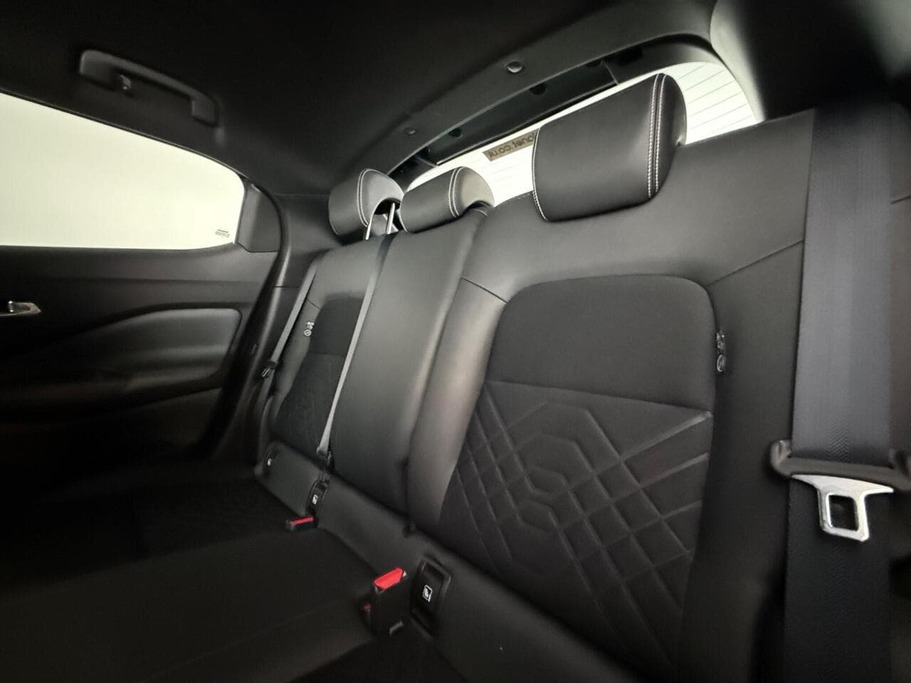 Nissan Juke thumbnail Seats Rear