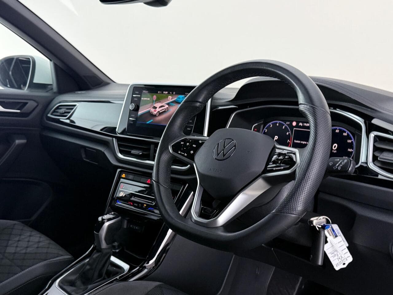 Volkswagen T-Roc thumbnail Interior Front