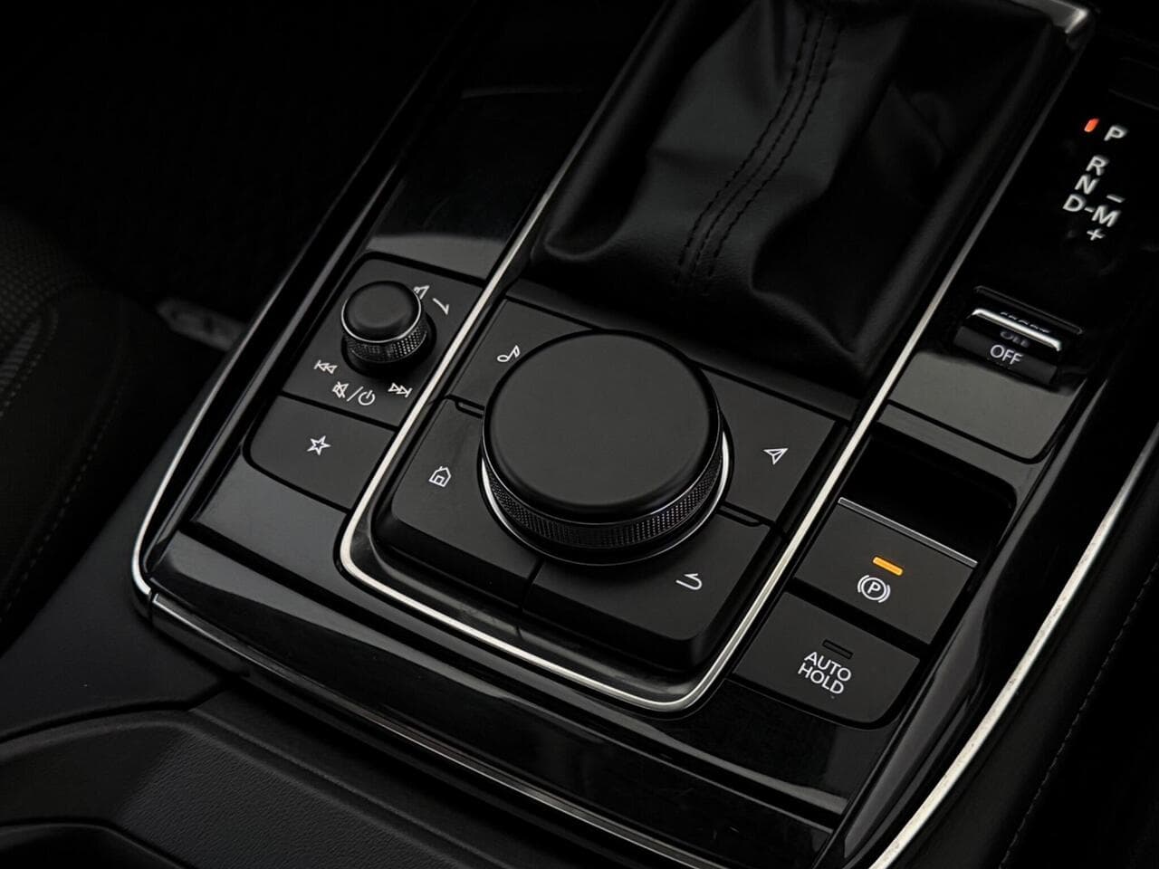 Mazda CX-30 thumbnail Interior Front