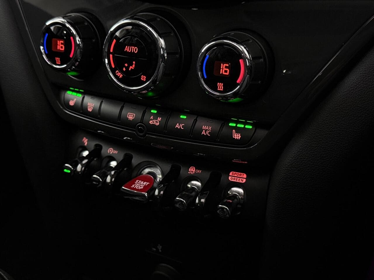 MINI Countryman thumbnail Misc Controls