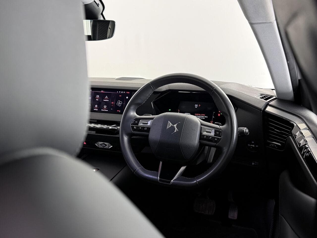 DS AUTOMOBILES DS 4 thumbnail Steering Wheel