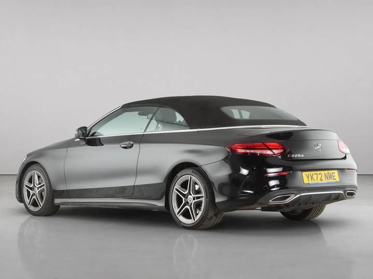 Mercedes-Benz C Class thumbnail Rear Left