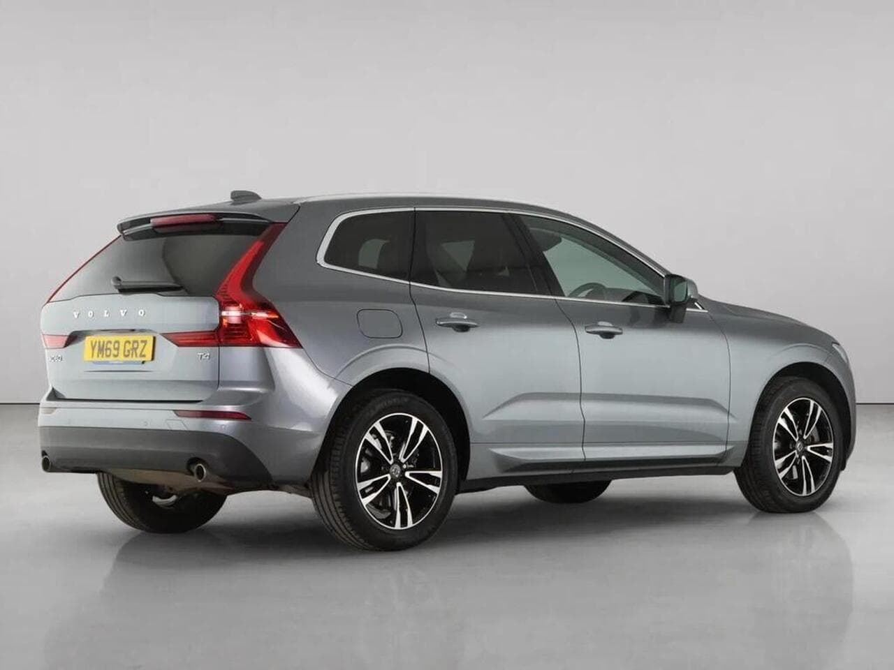 Volvo XC60 thumbnail Rear Right