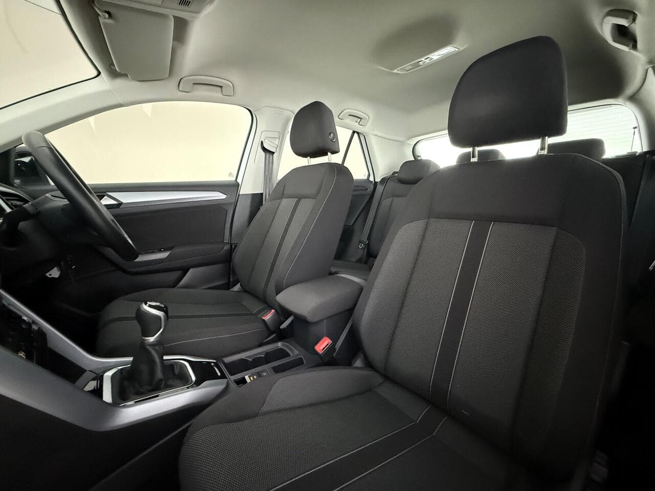 Volkswagen T-Roc thumbnail Seat Front Passenger