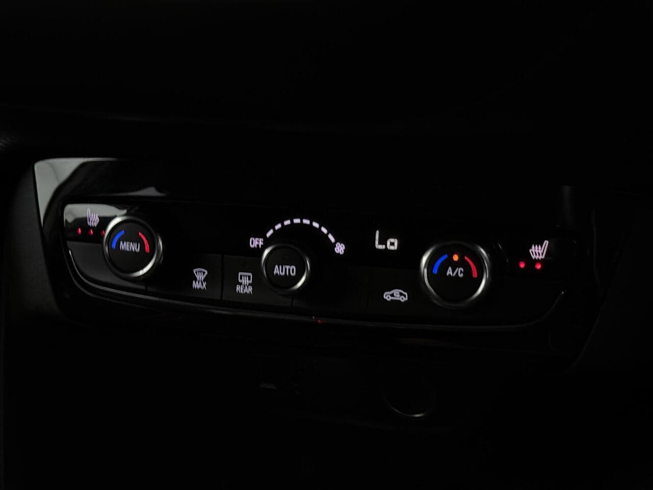Vauxhall Corsa thumbnail Misc Controls
