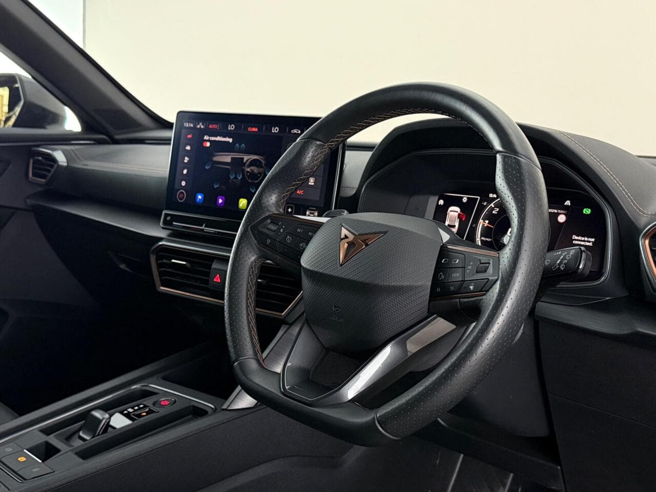 CUPRA Formentor thumbnail Interior Front