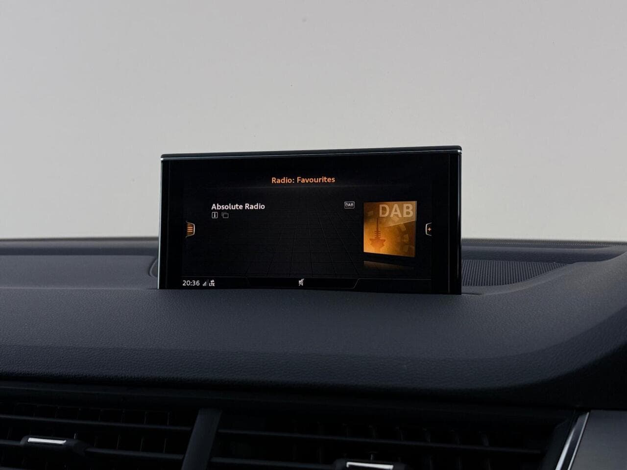 Audi Q7 thumbnail Infotainment System