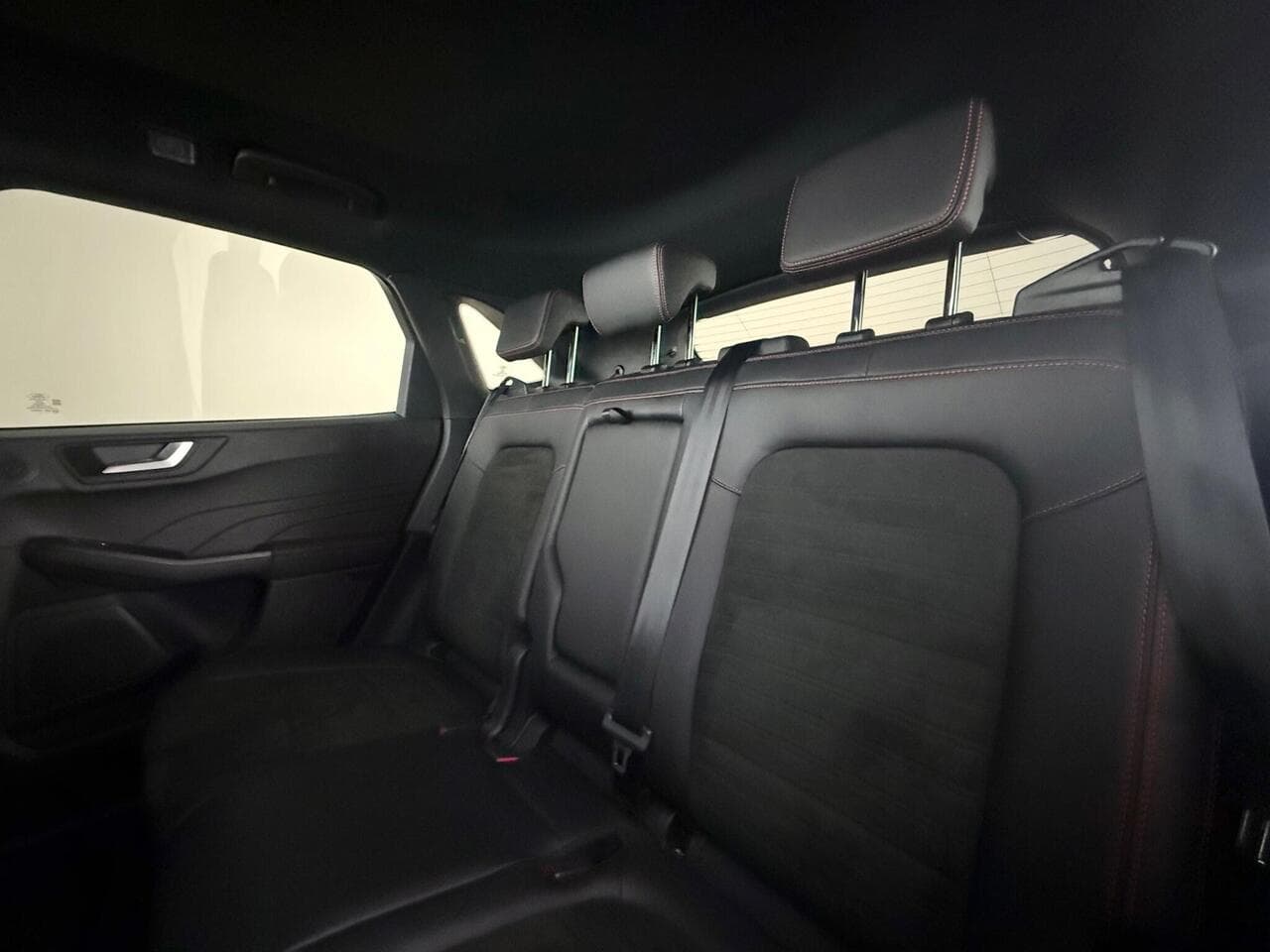 Ford Kuga thumbnail Seats Rear