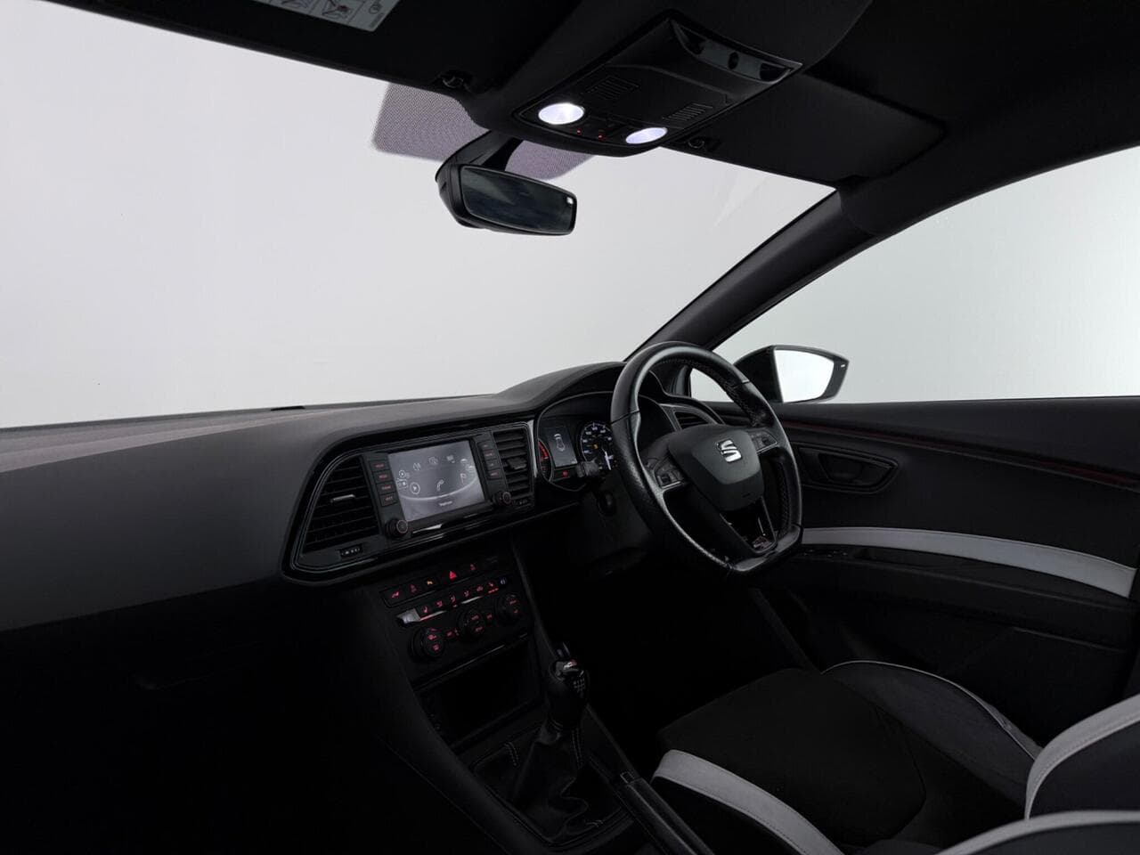 SEAT Leon thumbnail Interior Front