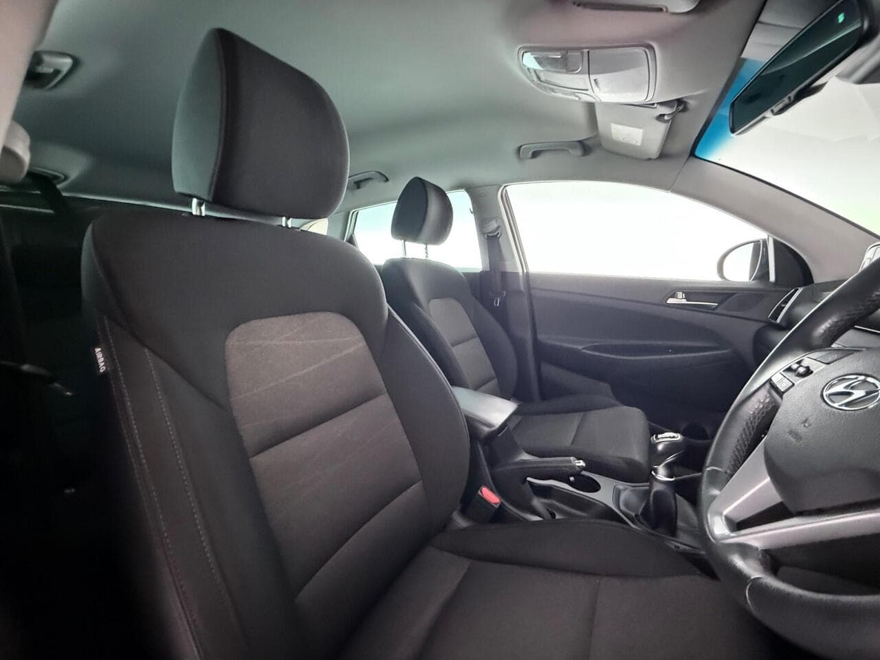 Hyundai TUCSON thumbnail Seat Driver