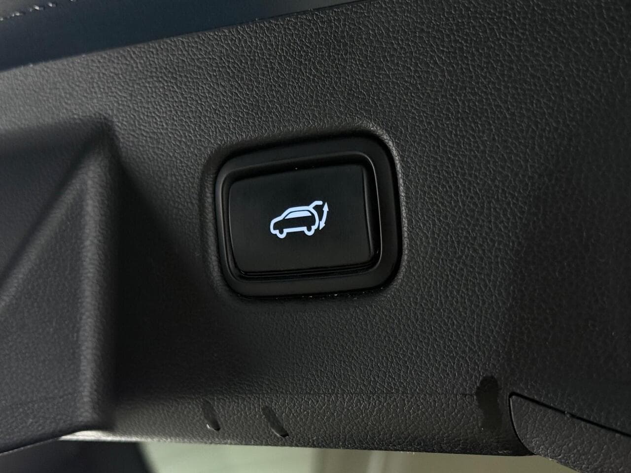Hyundai TUCSON thumbnail Misc Controls
