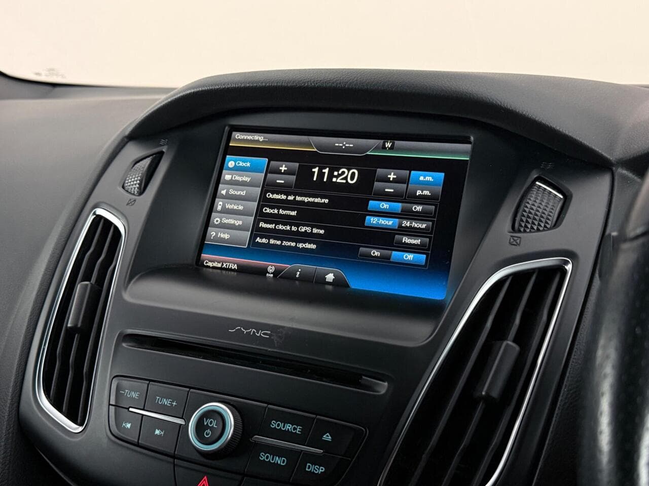 Ford Focus thumbnail Infotainment System