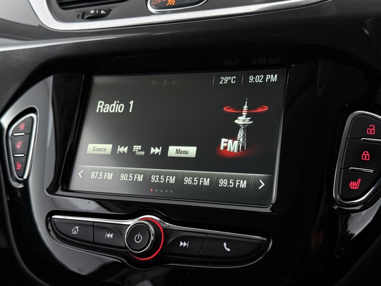 Vauxhall Corsa thumbnail Infotainment System