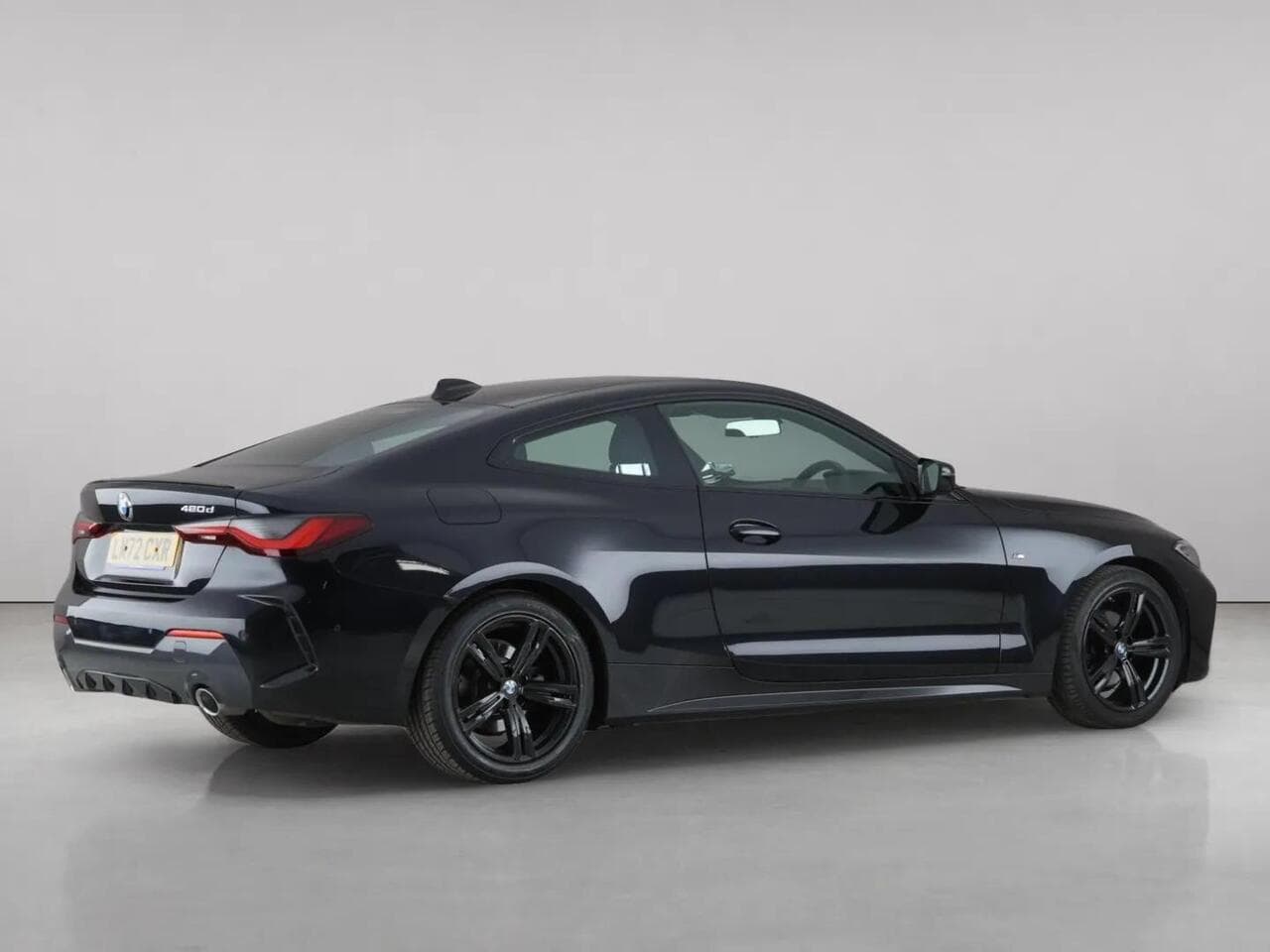 BMW 4 Series thumbnail Side Right