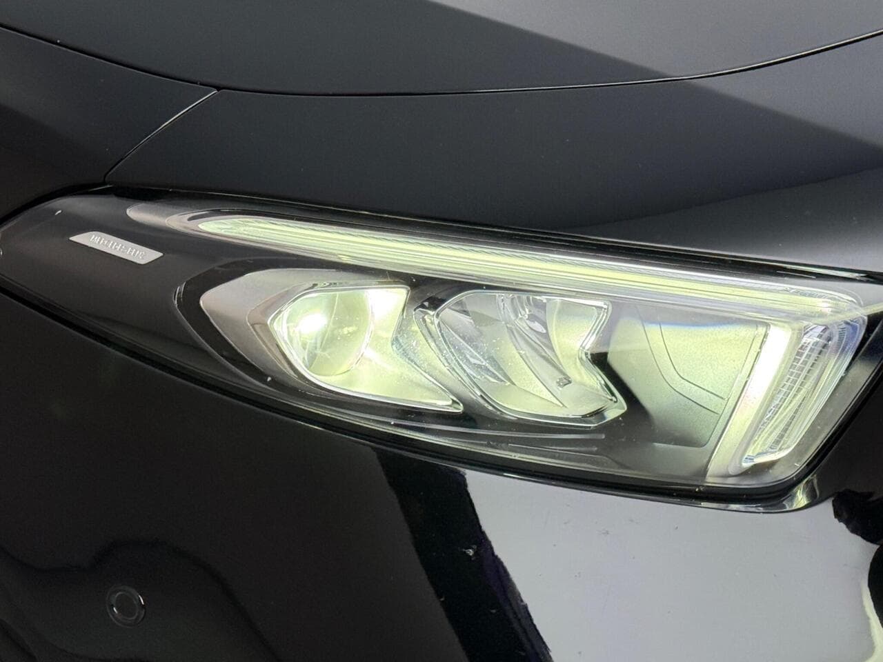 Mercedes-Benz A Class thumbnail Lights Front