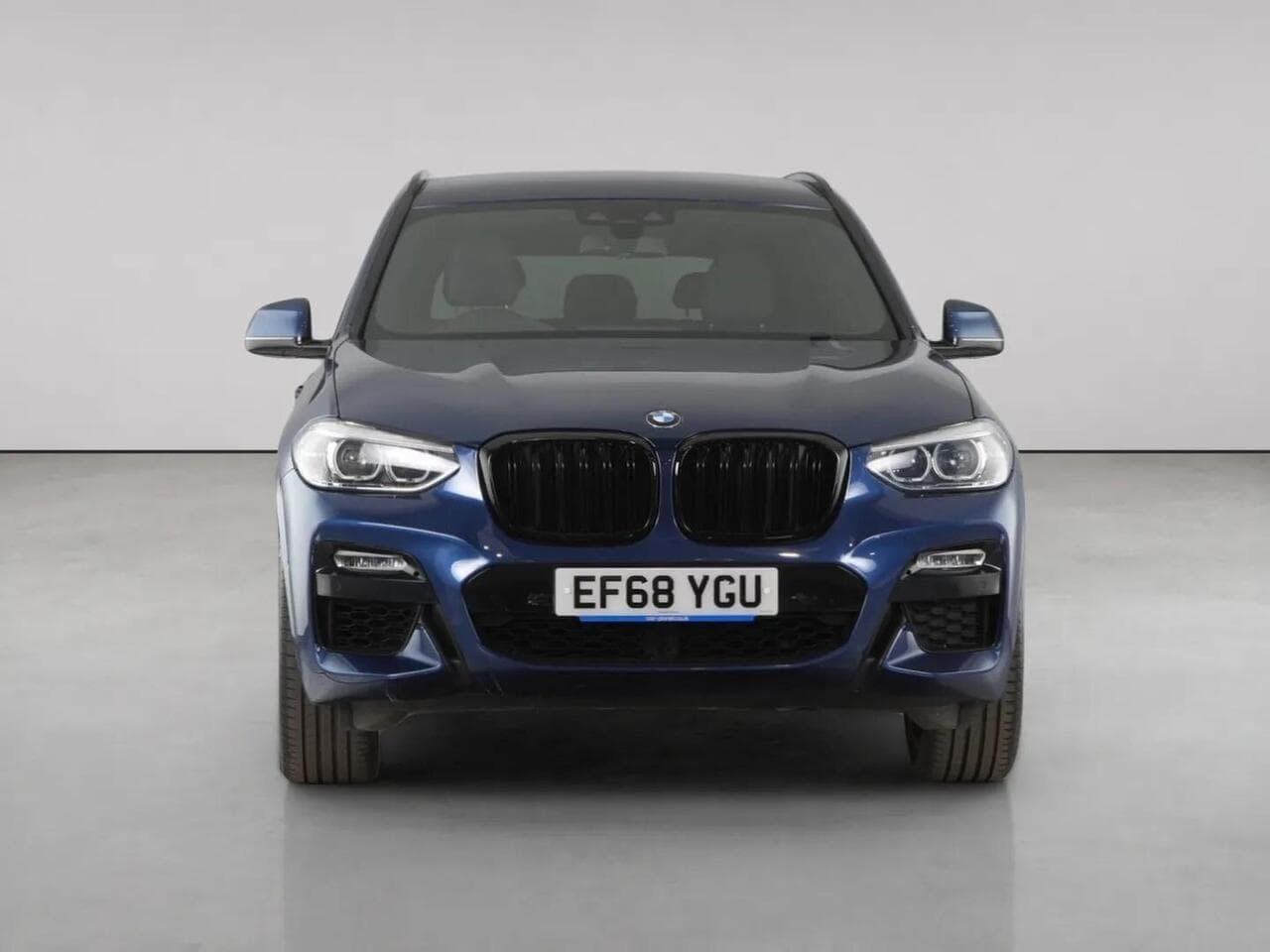 BMW X3 thumbnail Front