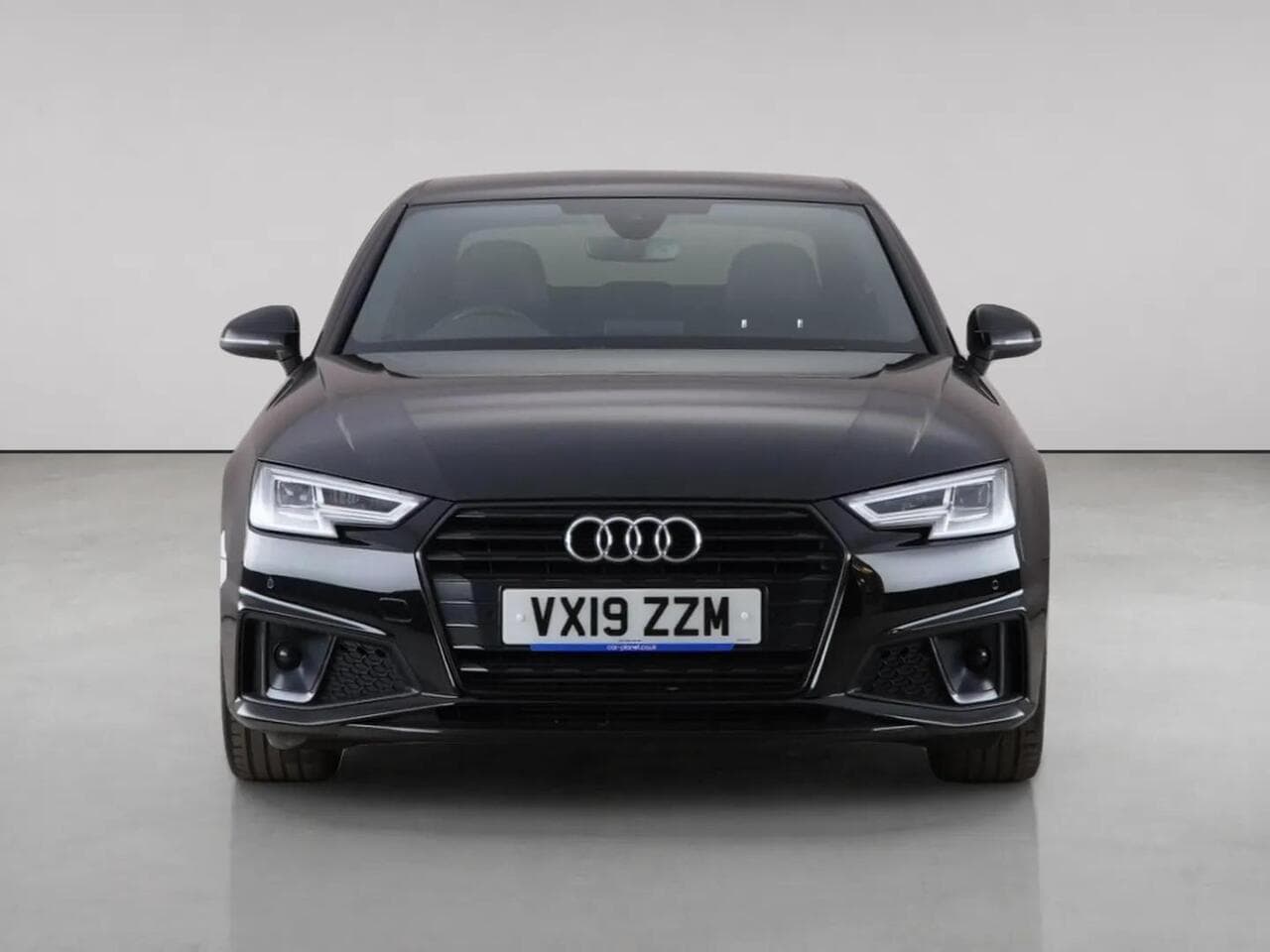 Audi A4 thumbnail Front
