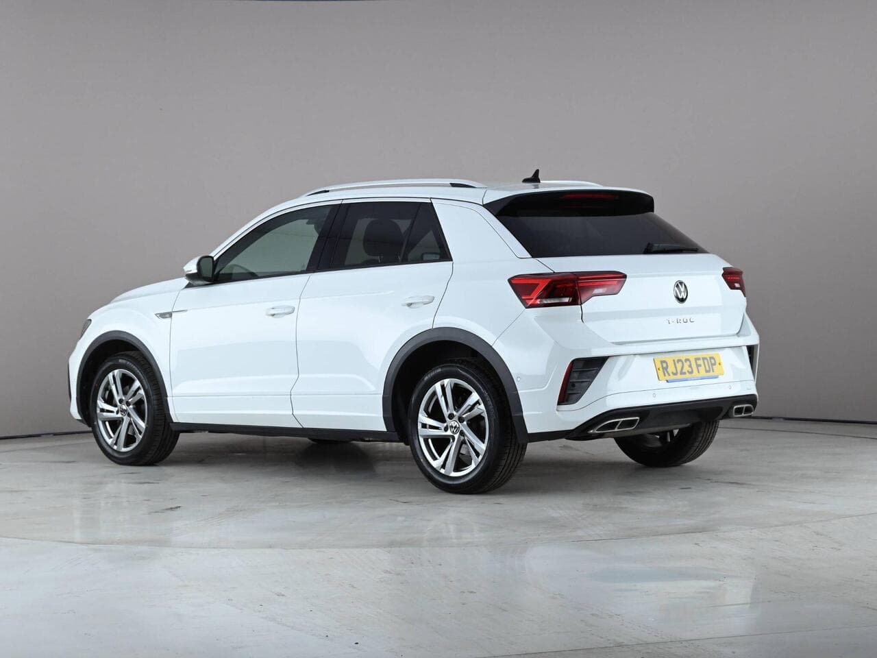 Volkswagen T-Roc thumbnail Rear Left