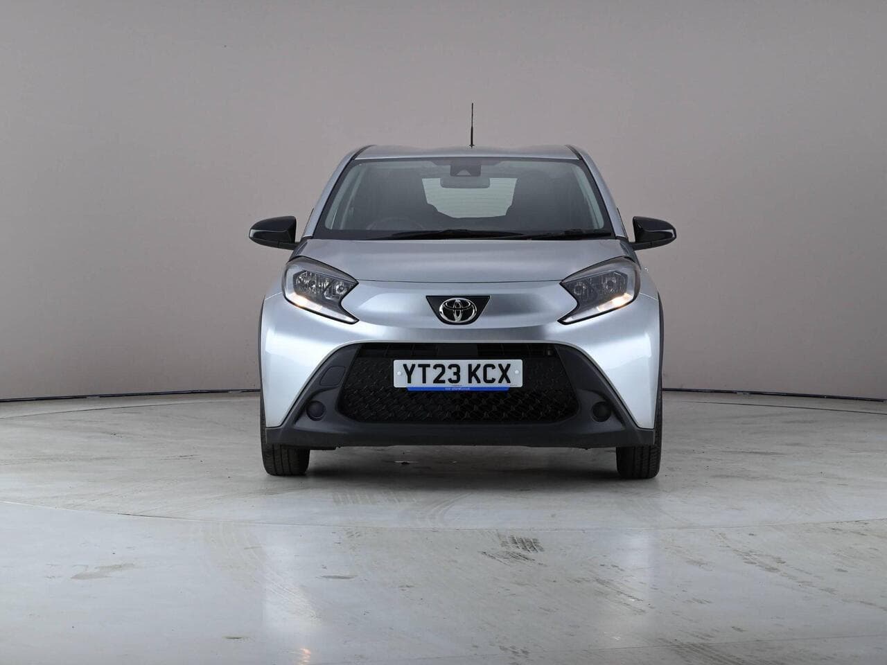 Toyota Aygo X thumbnail Front
